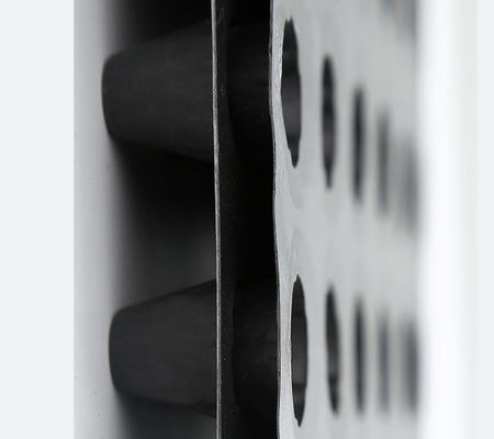 証明される黒いヒップはプラスチック排水板ISO9001に窪みを作る